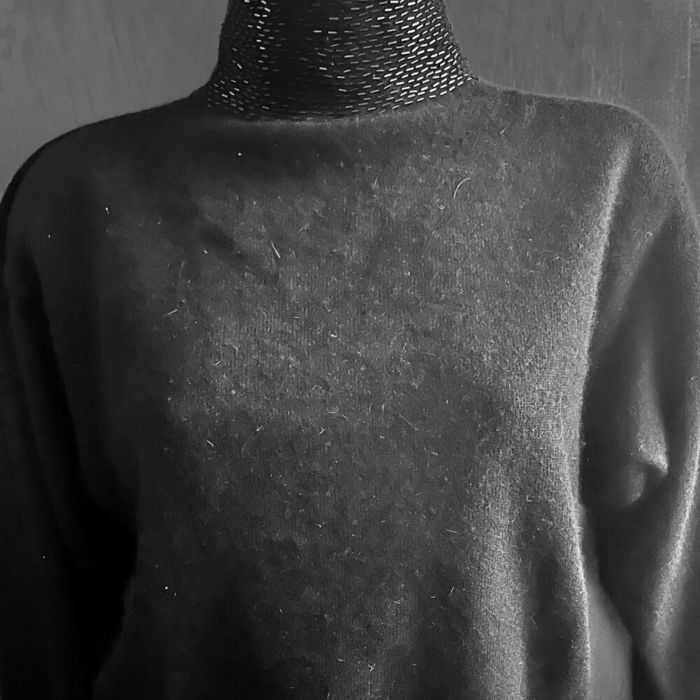 Vintage Ellen Tracy Beaded Black Sweater sz S